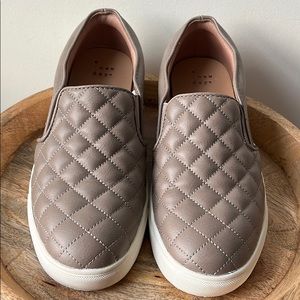 A New Day Taupe Quilted Leather Slip On US 7.5